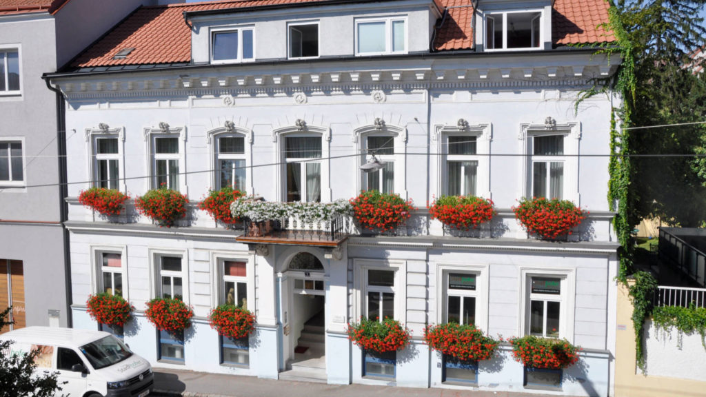 Historisches Wiener Haus mit Garten nahe Schönbrunn